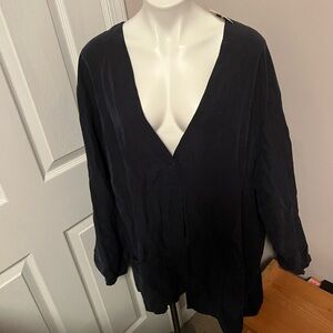 NWT Maggie Barnes navy candies silk top